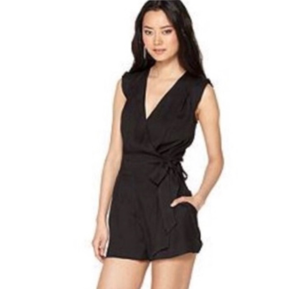 NWOT RACHEL Rachel Roy Black Romper